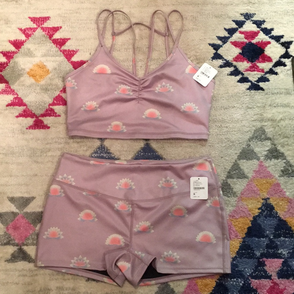Lotus Short + Top Set